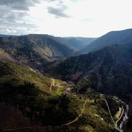 Casa De Aldeia Vale Do Mondego 펜션 *