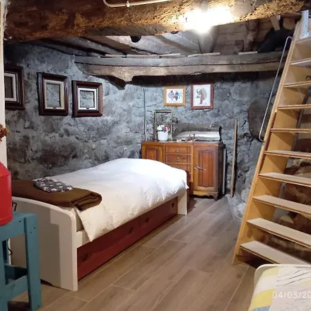 Casa De Aldeia Vale Do Mondego بيت للعطل غوآردا