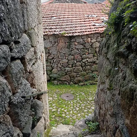 Casa De Aldeia Vale Do Mondego *