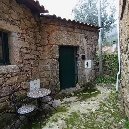 Casa De Aldeia Vale Do Mondego Guarda