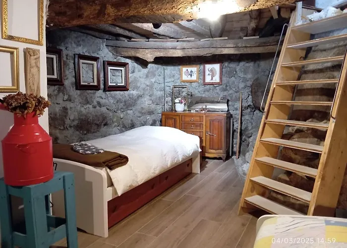 Casa De Aldeia Vale Do Mondego Holiday home Guarda